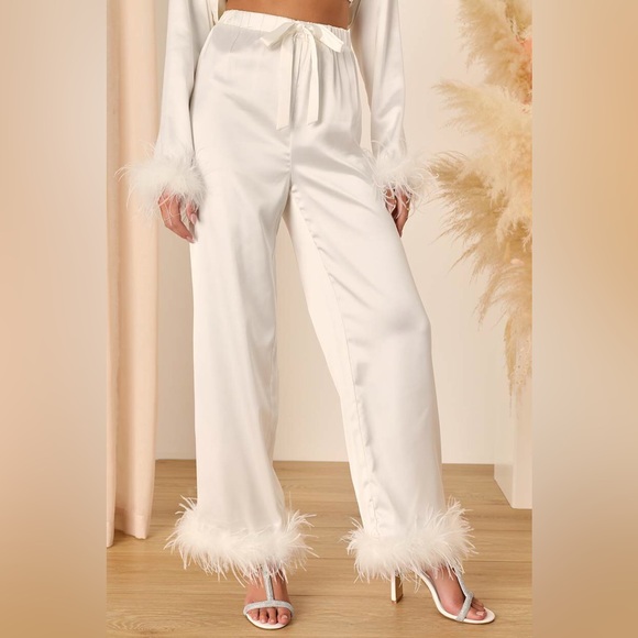 Lulus Dreamiest Delight White Satin Feather Two-Piece Pajama Set Size S - Picture 3 of 14
